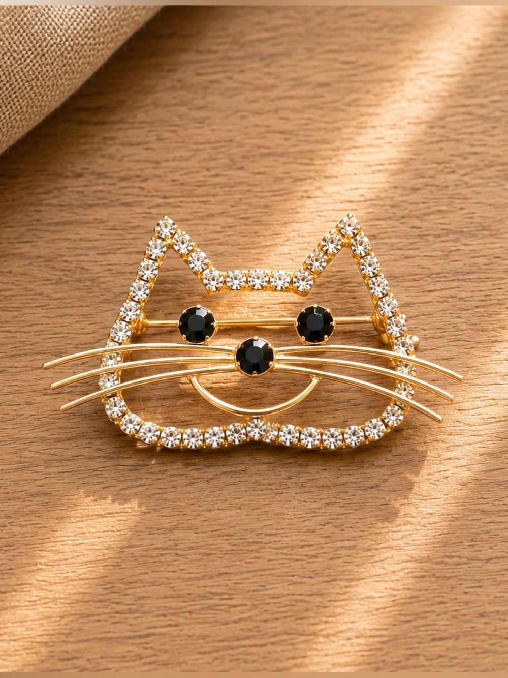 Vintage Rhinestone Cat Brooch​ - Picture 10 of 11